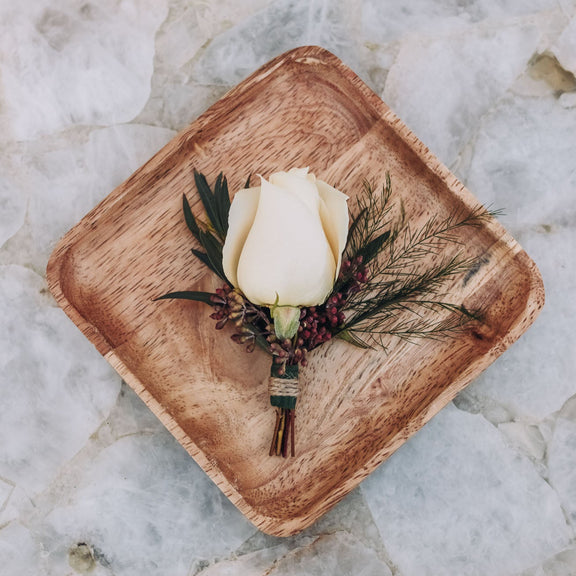 "Blossom and Vine Boutonniere – Priced as shown for standard size. Add comments for custom requests.
#Johns Creek Florist #Peachtree Corners Florist #Alpharetta Florist #Duluth Florist #Custom Floral Arrangements #Floral Arrangements #Flower Arrangements #Deliver Flowers #Same Day Flower Delivery #Local Florist #Anniversary Flowers #Buy Flowers #Florist Near Me #Send Flowers #Gift Flowers #Beautiful Flowers #Shop Flowers"