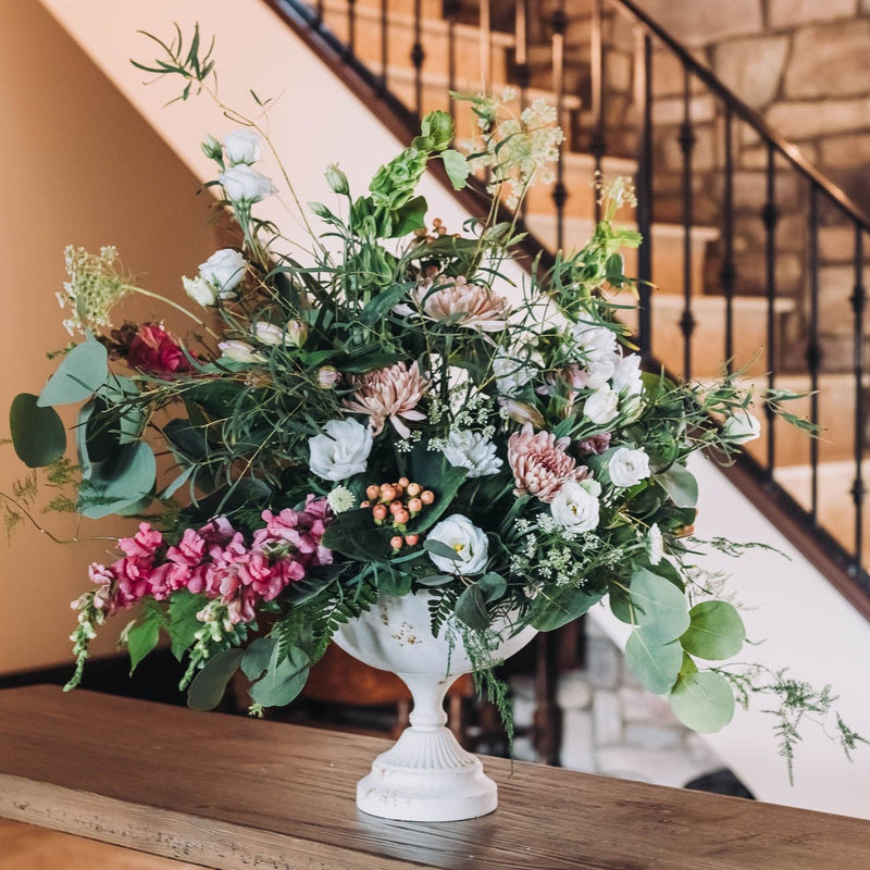 "Let our floral designers create a custom arrangement based on your preferences.
#Johns Creek Florist #Peachtree Corners Florist #Alpharetta Florist #Duluth Florist #Custom Floral Arrangements #Floral Arrangements #Flower Arrangements #Deliver Flowers #Same Day Flower Delivery #Local Florist #Anniversary Flowers #Buy Flowers #Florist Near Me #Send Flowers #Gift Flowers #Beautiful Flowers #Shop Flowers"