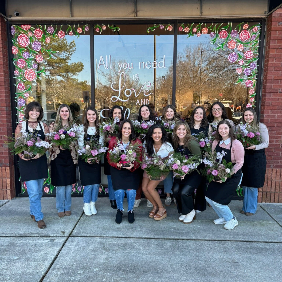 Modern Minimalist - Floral Arranging Class (September 16 @6pm)