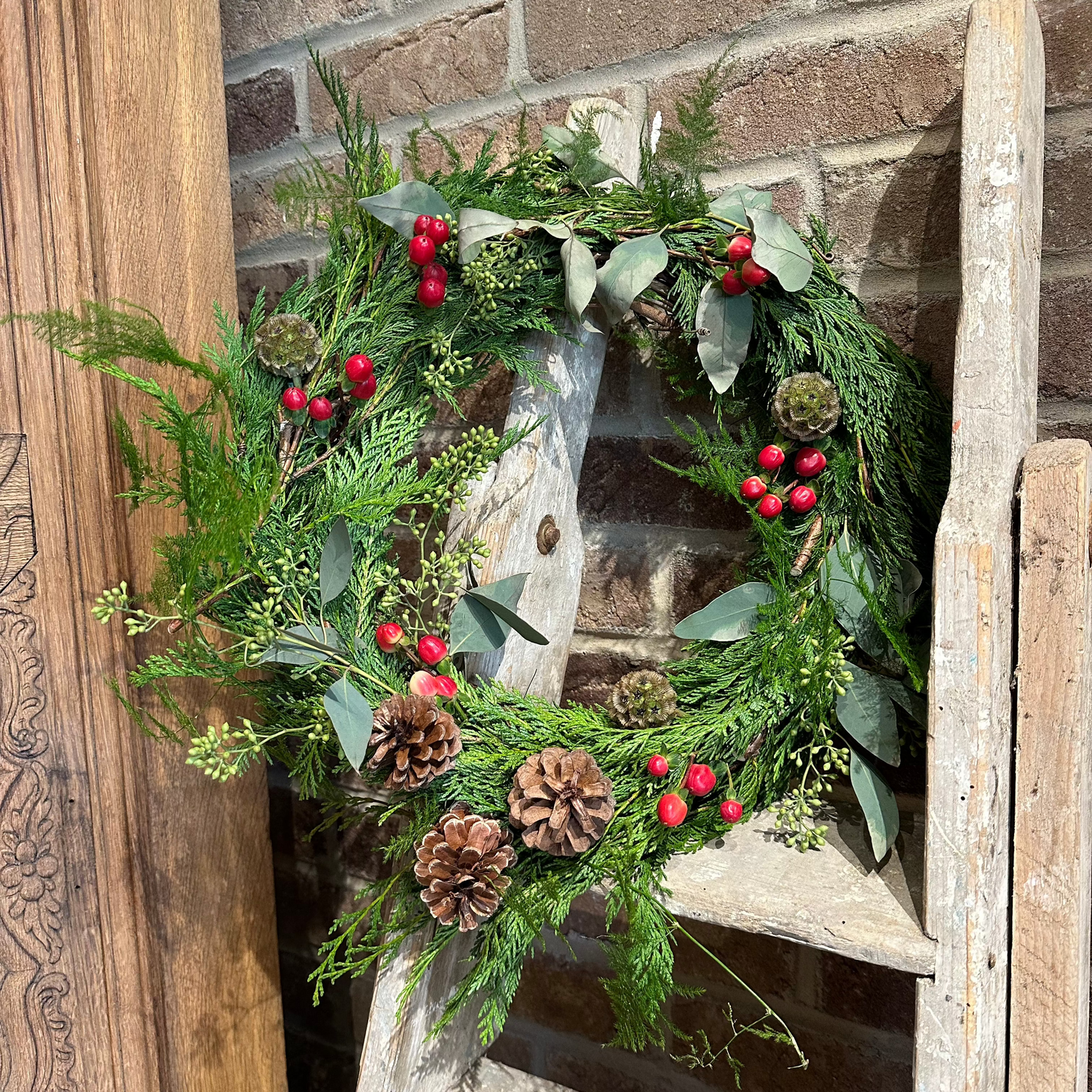 Holiday Wreath Making Class (Dec 1 @6PM)